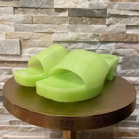 Barbie Neon Green Jelly Block Heels 9 | Platform Slide Sandals, Retro Costume - Picture 4 of 9